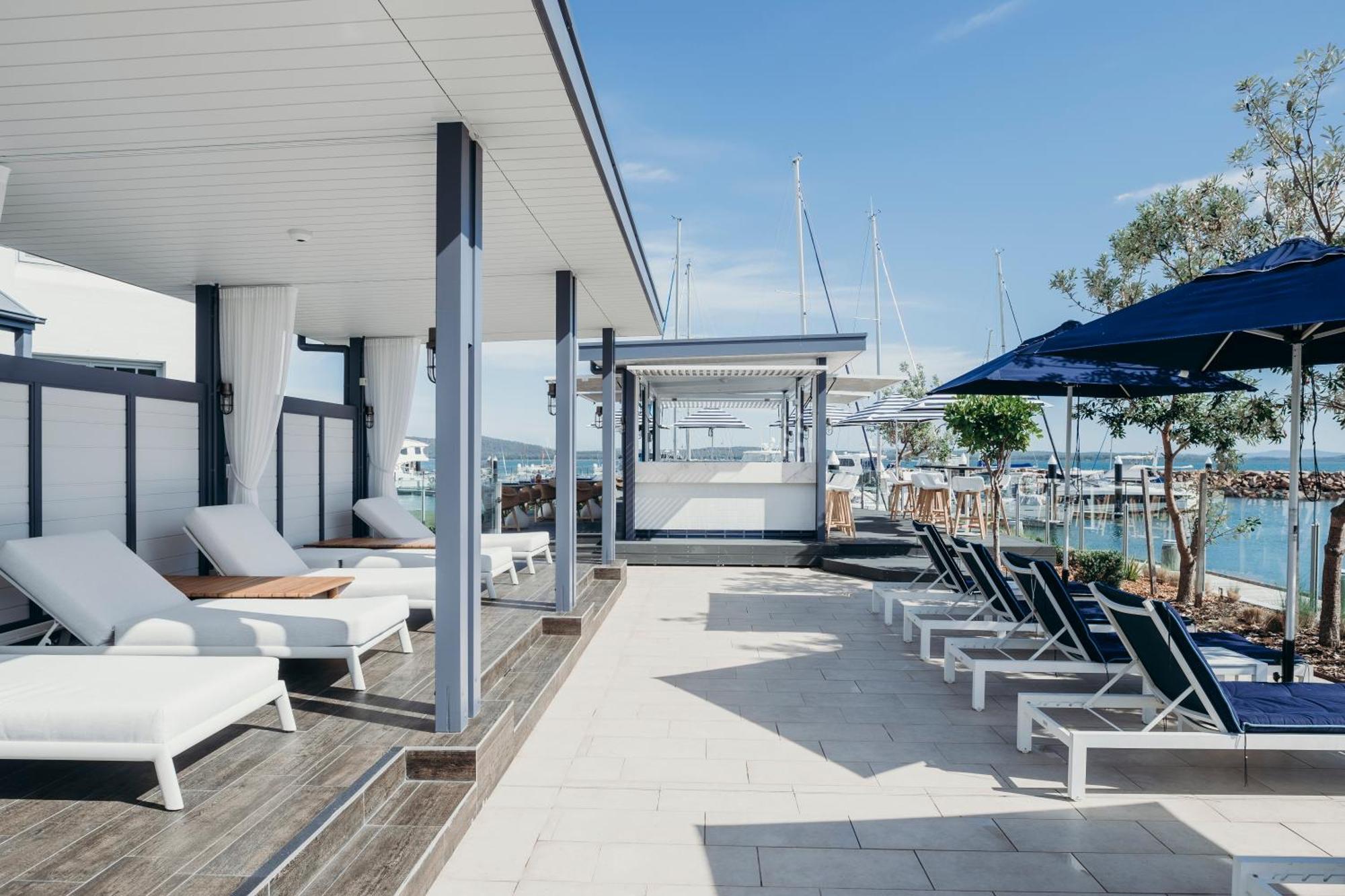 Hotel Anchorage Port Stephens Corlette Zewnętrze zdjęcie